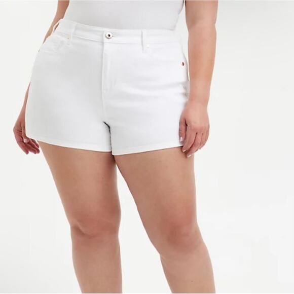 TORRID White Vintage Stretch High-Rise Shorts 26 - Picture 1 of 10